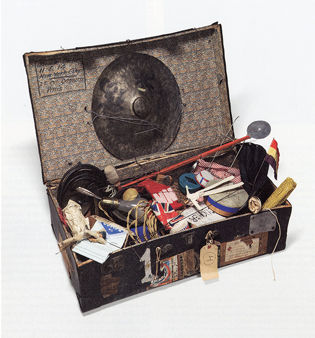 Suitcase filled with elements from Calder’s Circus. © Whitney Museum of American Art, New York. Photo Sheldan C. Collins.