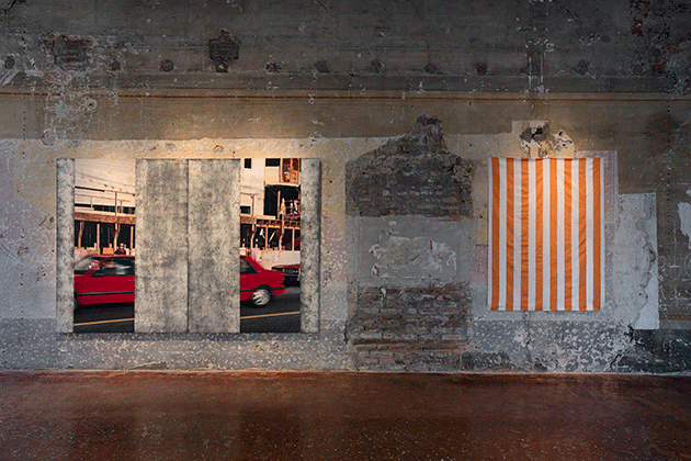 Installation shot: Venice, Palazzo Fortuni, Quand fondra la neige où ira le blanc, 4 June - 10 October 2016. Left: Ian Wallace, Construction Site I (Veronique)  Right: Daniel Buren, Peinture acrylique blanche sur tissu rayé blanc et orange.  Image: © Antonio Maniscalco