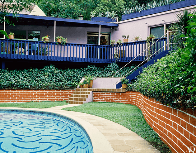 David Hockney’s backyard, pictured in Architectural Digest, April 1, 1983.